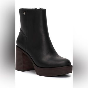 Lucky Brand * Oxina Leather Platform Bootie